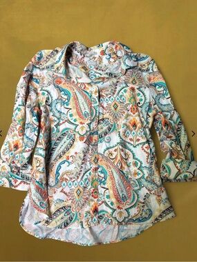 Chicos bright button up